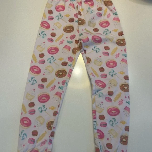 Janie and Jack donut cupcake pajamas 5T! Adorable. Retail $56 - Picture 3 of 5